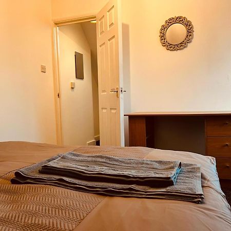 Holiday House Near Football Ground Nottingham Zewnętrze zdjęcie