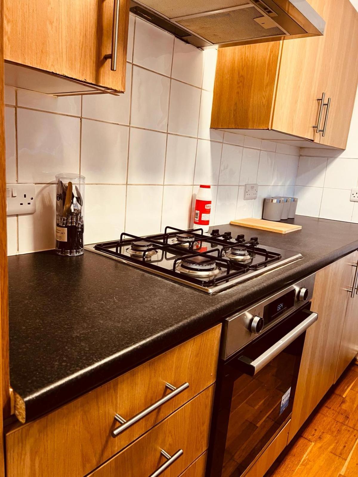 Holiday House Near Football Ground Nottingham Zewnętrze zdjęcie